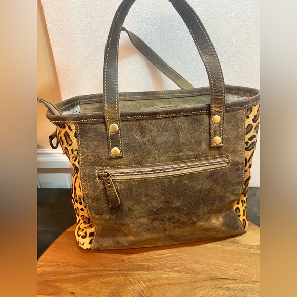 Myra Bag Leopard Print‎ handbag - Picture 2 of 10